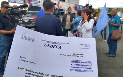 UNDECA demanda investigación a representantes estatales en la CCSS por aparente despilfarro de los fondos públicos en contratación privada